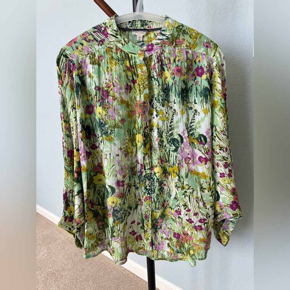 Pilcro floral shirt in size X-Small